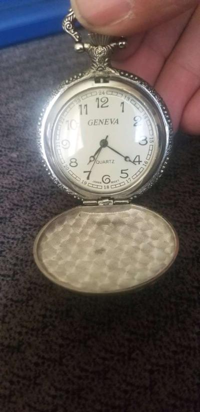 Geneva Pocket Watch - Thumbnail 3