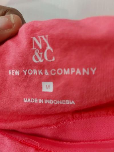NY  CO New York and Company Pink Flowy Strapless Top Size M - Thumbnail 4