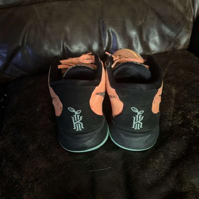 youth size 4 kyre 7 - Thumbnail 2