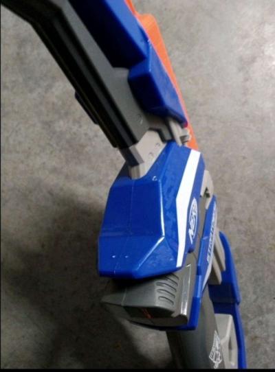 Nerf B5574 NStrike Elite StratoBow Toy 35 darts BLUE SILVER - Thumbnail 4