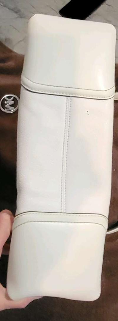 White MK Handbag - Thumbnail 2