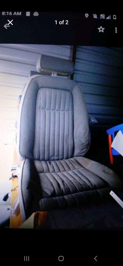 80 to 90 Fox body front and rear seat - Thumbnail 3