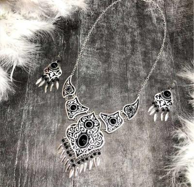 Kazakhstan traditional ornament - Thumbnail 1