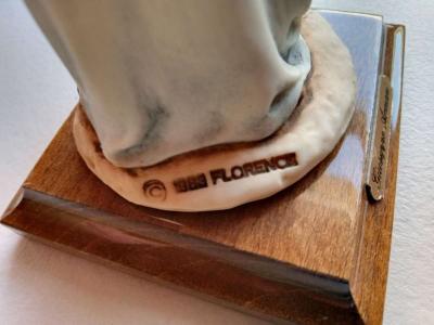 ORIGINAL GIUSSEPE ARMANI FIGURINE 1984 FLORENCE SCULPTURE - Thumbnail 3