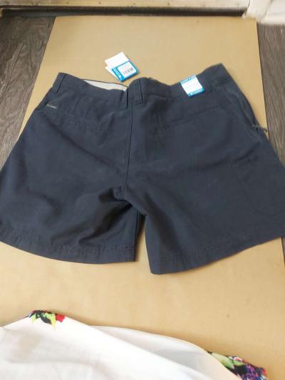 NWT Columbia Omni Shade Shorts NWT Size 42 - Thumbnail 2