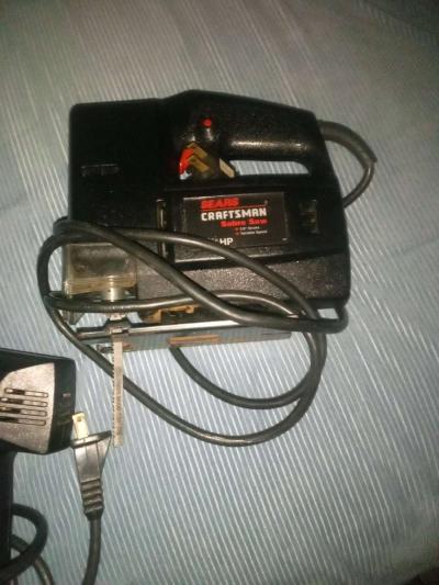 CRAFTSMAN Drill and Saw with brand new 4 pk saw blades - Thumbnail 4