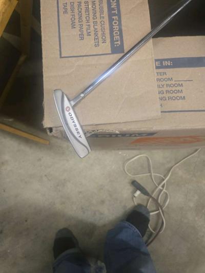 golf clubs and golf bag - Thumbnail 2