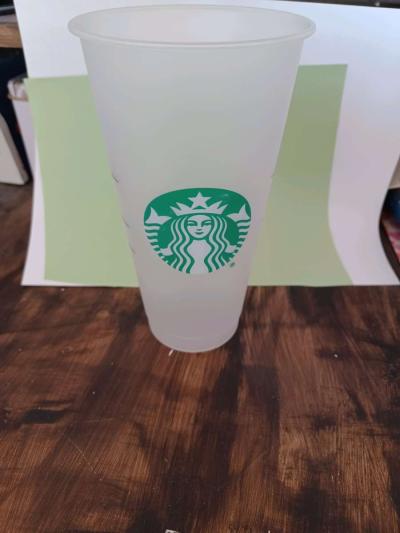 Starbucks cup - Thumbnail 2