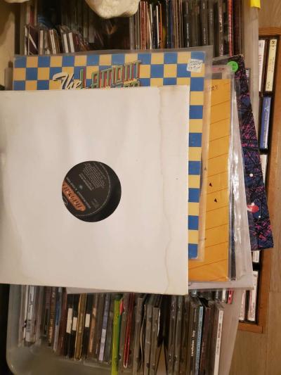 vinyl records cds cassettes - Thumbnail 4