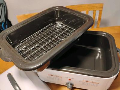 Betty Crocker Roaster Oven - Thumbnail 4