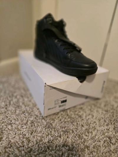 Black Aldo Sneakers With Cleaner - Thumbnail 4