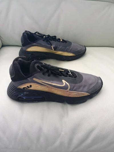 Nike Air Max 2090 Black Metallic Gold size 125 for men - Thumbnail 2