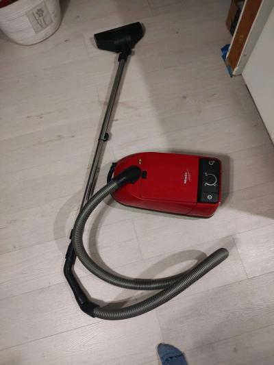 Miele Flamenco II Red Canister Vacuum no Extra Attachments - Lake Worth, Florida