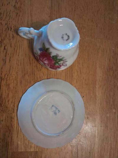 3 Pink flower teacup and saucer sets - Thumbnail 2