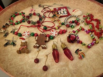 CHRISTMAS  JEWELRY  AND ACCESSORIES - Thumbnail 2