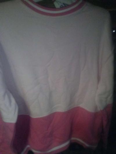 hello Kitty sweatshirt - Thumbnail 5