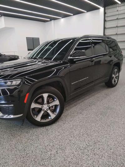 2021 Jeep Cherokee Limited - Thumbnail 2