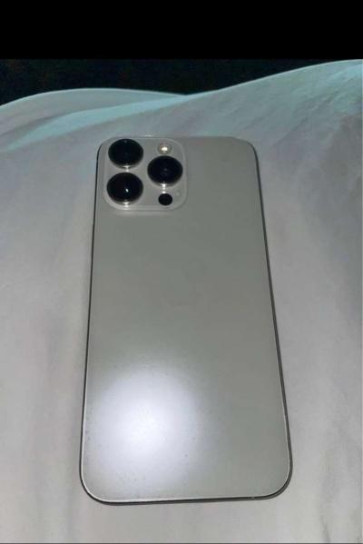 IPhone 15 Pro Max - Thumbnail 2