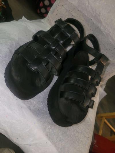 Black platform sandals - Thumbnail 2