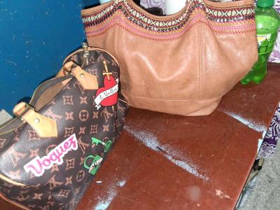 womens clothes huge lot - Thumbnail 2