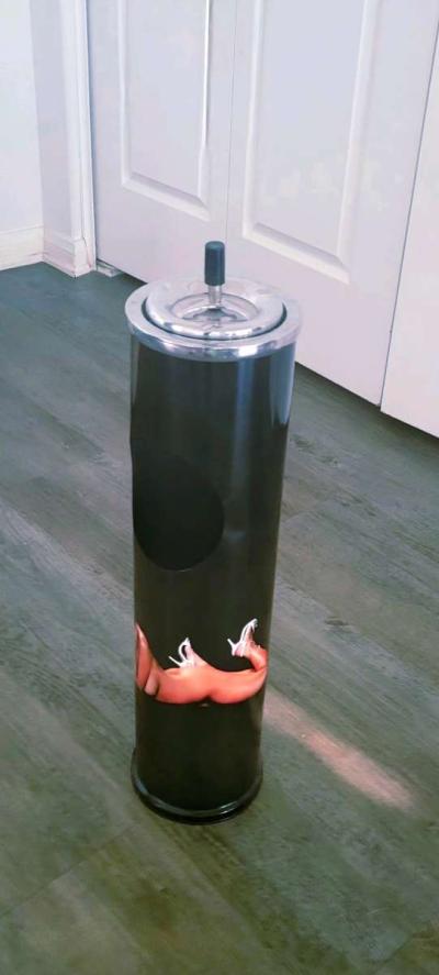 Ash Tray Collectable - Thumbnail 3