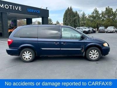 Used 2005 ChryslerTown  Country Touring - Thumbnail 2