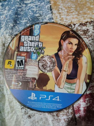 GTA Five PS4 Disc looks brand new still hasmap - Thumbnail 5