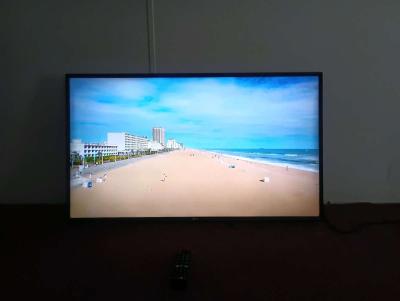 LG  43 Smart Tv  Model 43LM5700PUA - Thumbnail 2