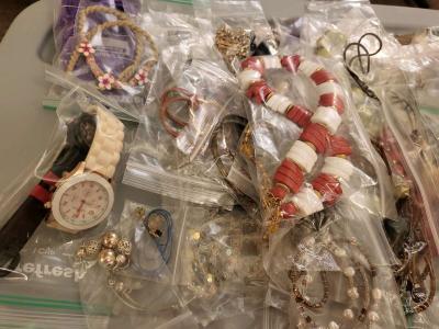 ASSORTED JEWELER  COLLECTION - Thumbnail 4