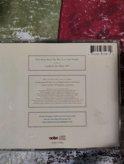 Elton John Something About The Way You Look Tonight Candle I - Thumbnail 4