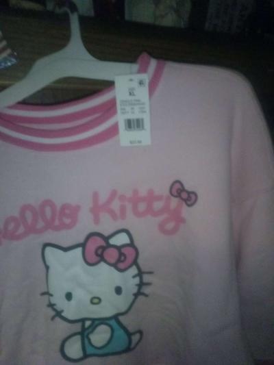hello Kitty sweatshirt - Thumbnail 3