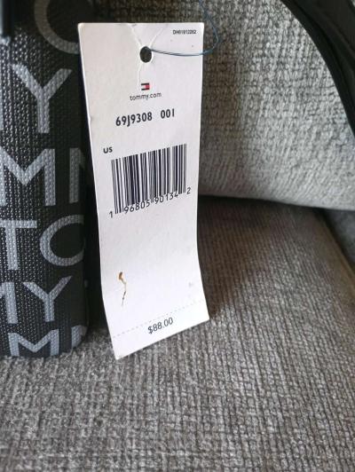 Tommy Hilfiger wristlet Wallet - Thumbnail 3