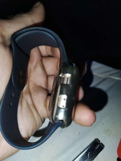 apple watch - Thumbnail 3