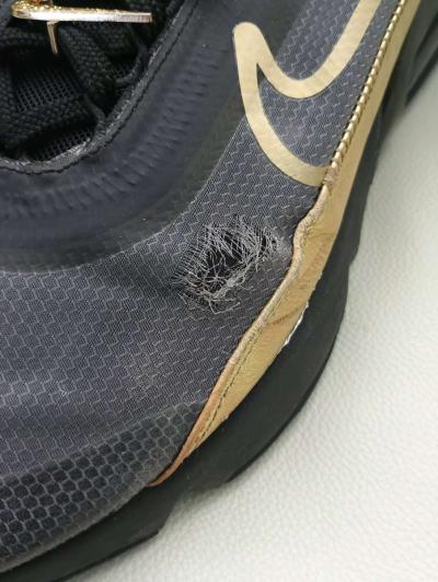 Nike Air Max 2090 Black Metallic Gold size 125 for men - Thumbnail 3
