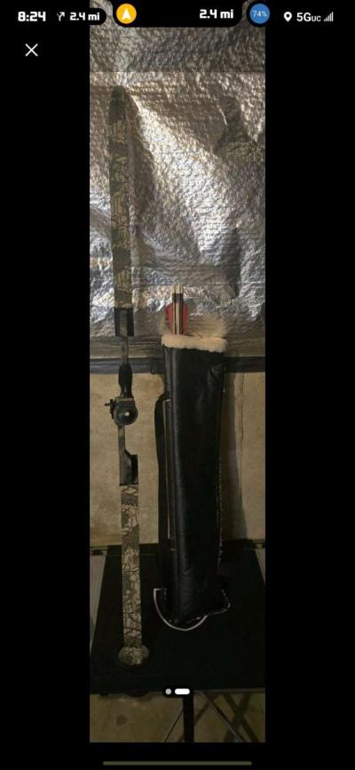 Bow with quiver and arrows