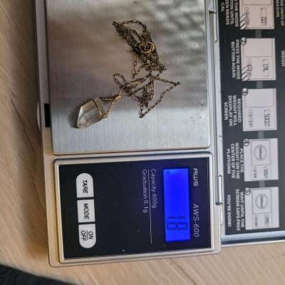 Elegant Gold Pendant Necklace - Thumbnail 4