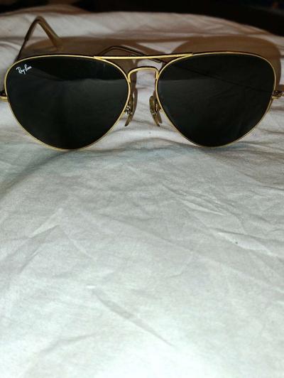 rayban Aviator Gold sunglasses - Cleveland, Texas