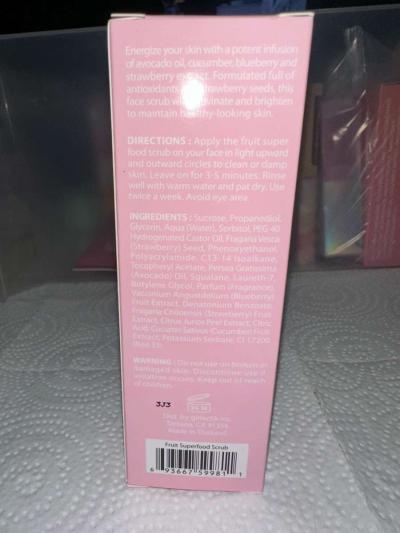 Girlactik Fruit Superfood Sugar Face Scrub - Thumbnail 2