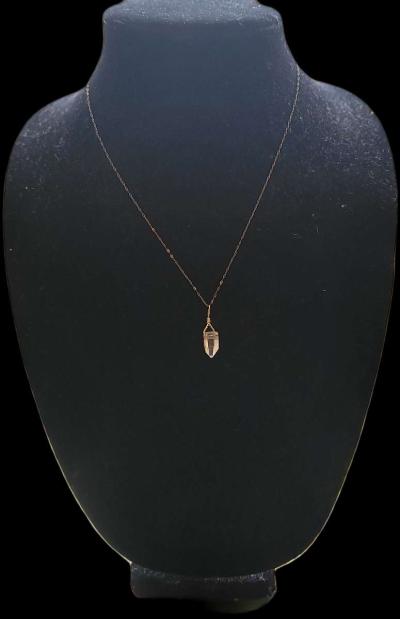 Elegant Gold Pendant Necklace - Austin, Texas