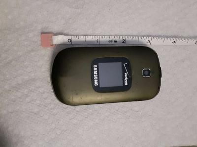 Samsung Flip Phone - Thumbnail 3