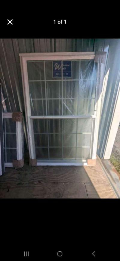 BRAND NEW Windows - Thumbnail 2