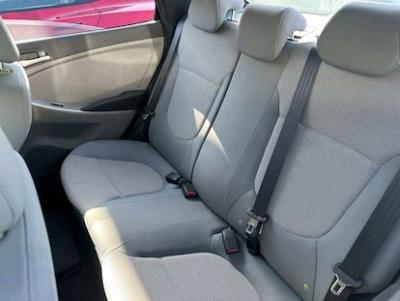 2013  HyundaiAccent GLS - Thumbnail 4