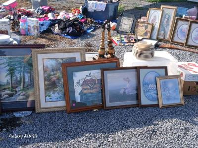 yard sale - Thumbnail 6