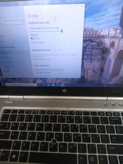 laptop - Thumbnail 2