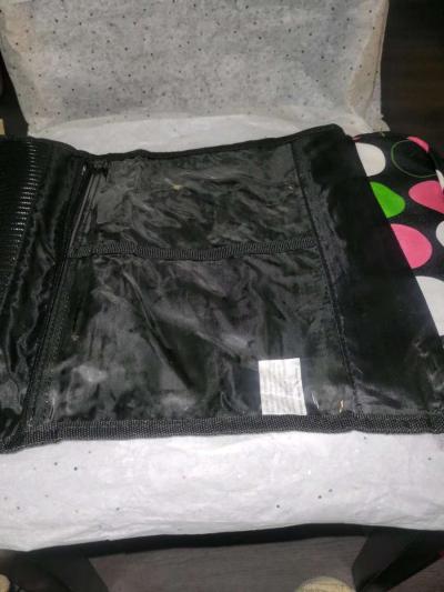 Cosmetics Bag and Fushia shoe - Thumbnail 2