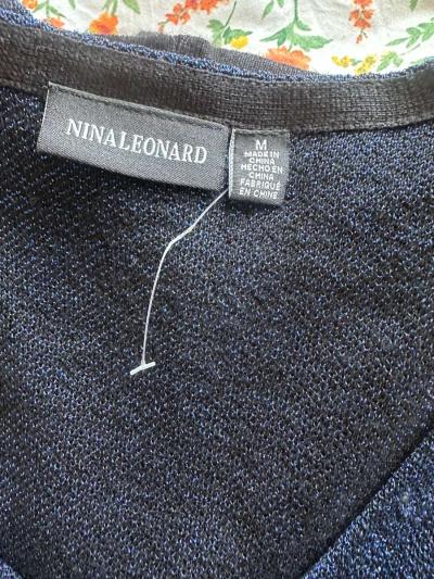 long balloon sleeve sweater dress with two color combination - Thumbnail 4