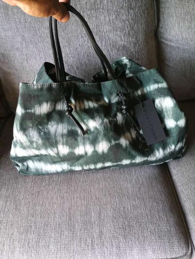 KENDALL  KYLIE Tote Bag with Chain Accent - Thumbnail 4