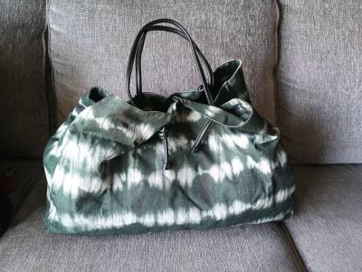 KENDALL  KYLIE Tote Bag with Chain Accent - Thumbnail 3