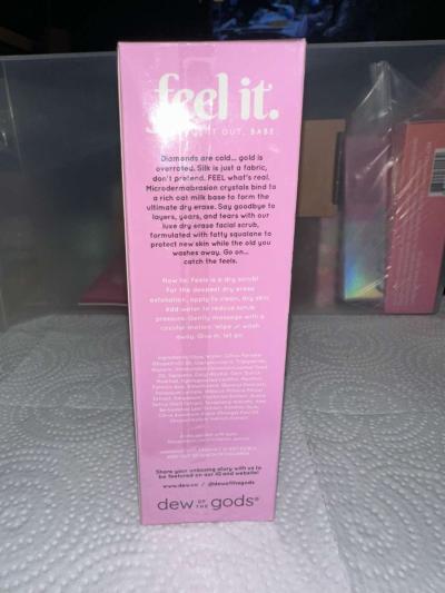 Dew of the gods squalane  oatmilk dry erase facial scrub - Thumbnail 2