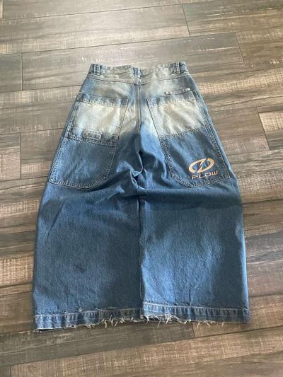 pants - Bakersfield, California